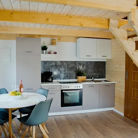 بيت للعطل Schega Podamirowo