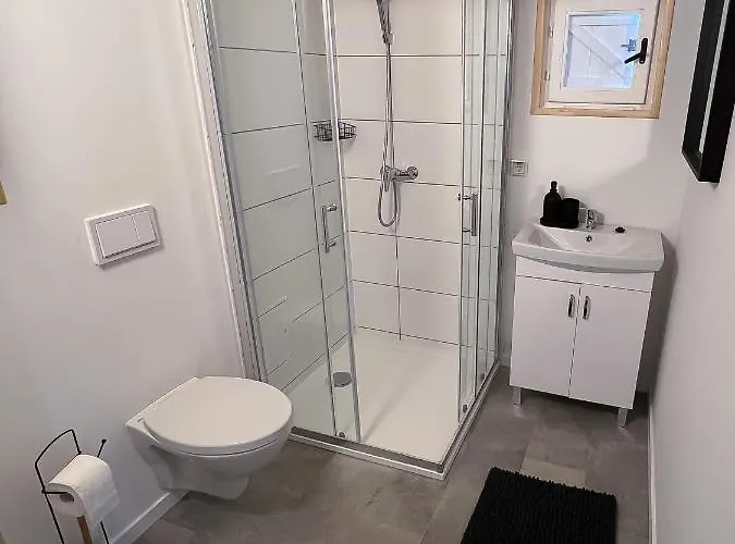 Schega 別荘 Podamirowo