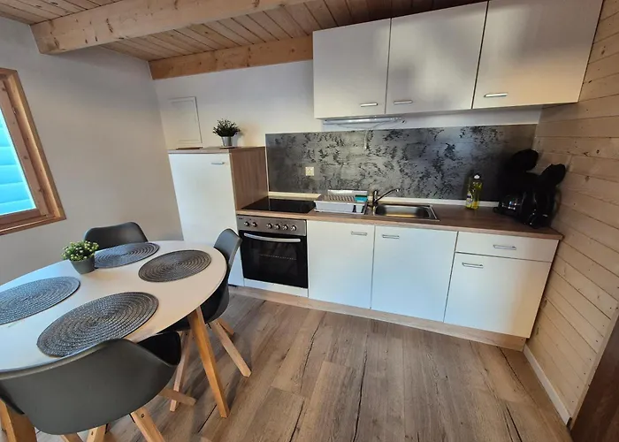 Schega 別荘 Podamirowo