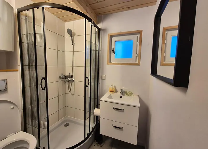 Schega 別荘 Podamirowo